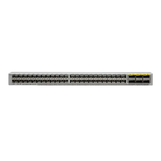 Cisco Nexus 9000 switch with 48-port 10Gb SFP and 6-port 40Gb QSFP front view